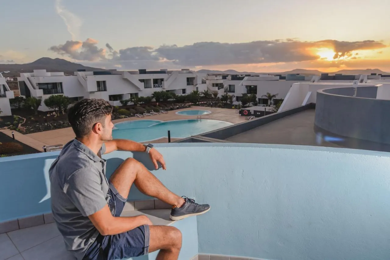Apartamento Azul Vv -Fuerteventura Site- Jacuzzi, Aire Acondicionado, Solarium , Terraza Vistas Panoramicas, Diseno , Luxury, Fuerteventura Site Apartment La Oliva