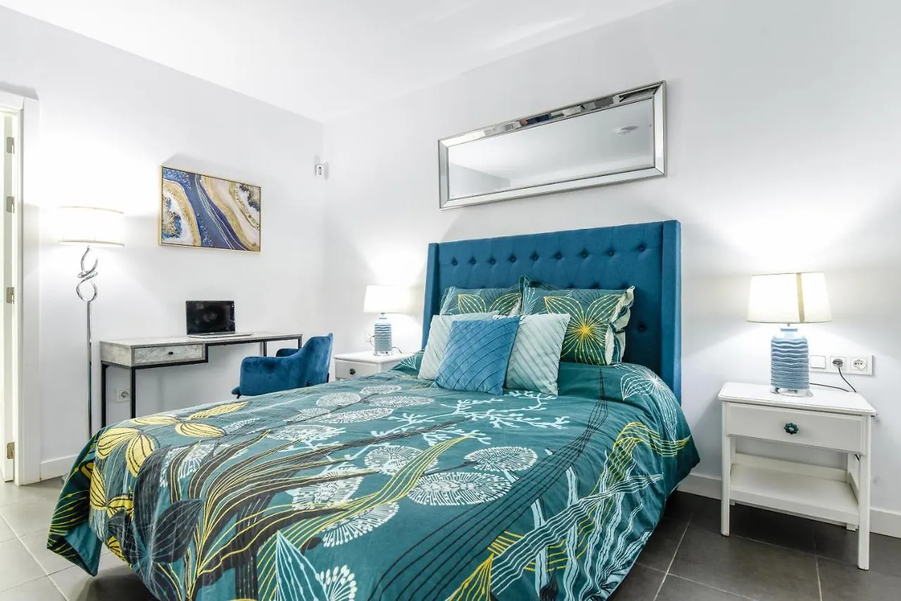 Apartamento Azul Vv -Fuerteventura Site- Jacuzzi, Aire Acondicionado, Solarium , Terraza Vistas Panoramicas, Diseno , Luxury, Fuerteventura Site Apartment La Oliva 0*,