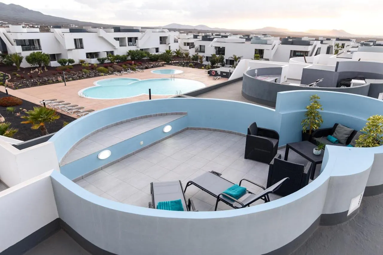 Apartamento Azul Vv -Fuerteventura Site- Jacuzzi, Aire Acondicionado, Solarium , Terraza Vistas Panoramicas, Diseno , Luxury, Fuerteventura Site Apartment La Oliva Spain