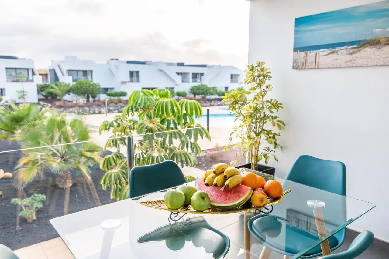Apartamento Azul Vv -Fuerteventura Site- Jacuzzi, Aire Acondicionado, Solarium , Terraza Vistas Panoramicas, Diseno , Luxury, Fuerteventura Site Apartment La Oliva